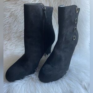 Impo Memory Foam Olivianna Black boots. Size 9